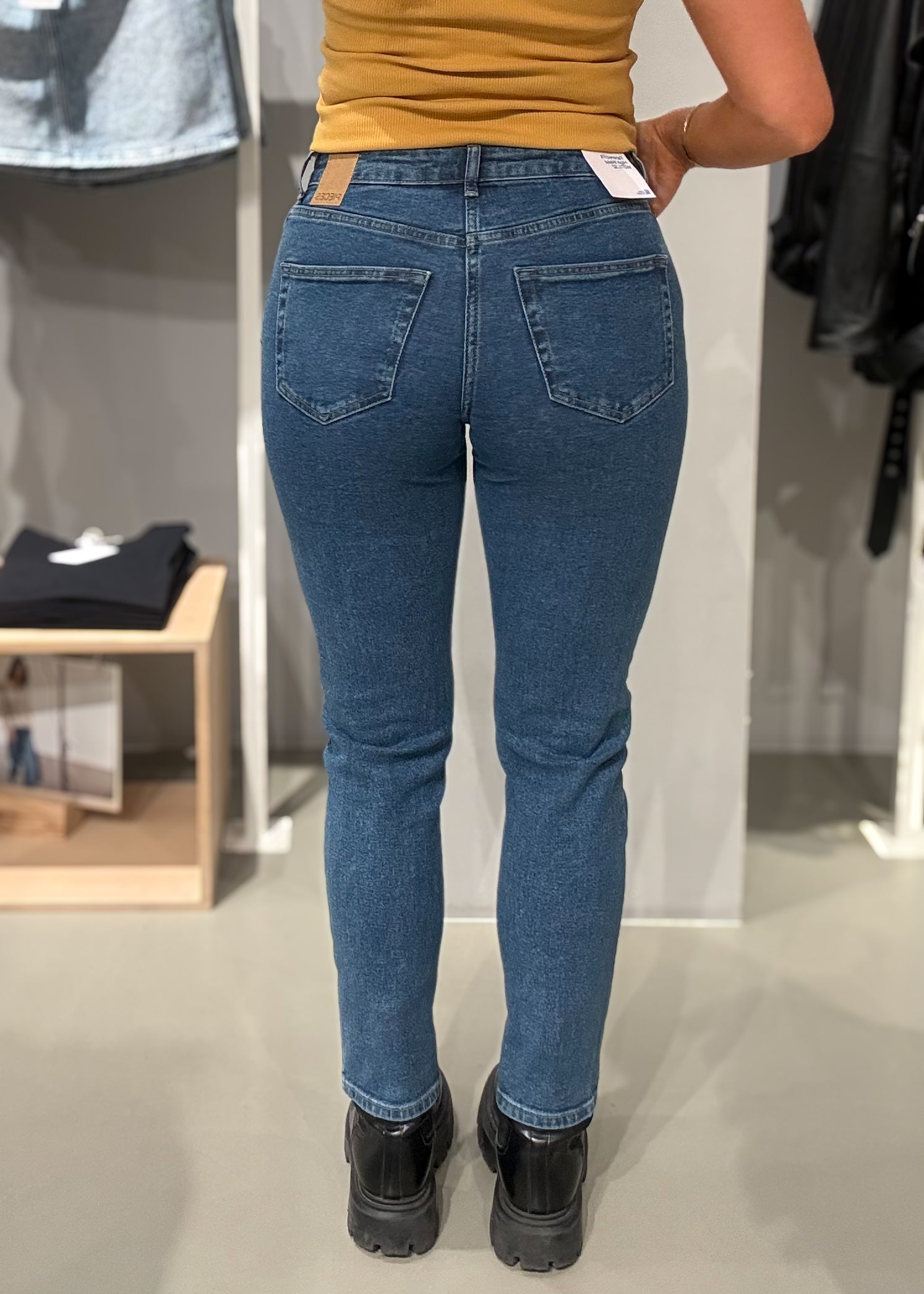 PCBELLA Jeans - Medium Blue Denim